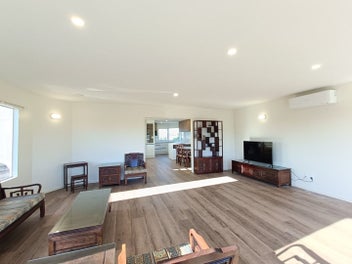 Image 1 of 12