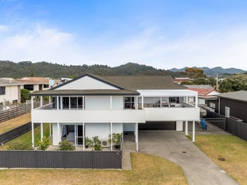 Prime Island View Road Location