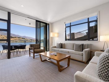 Unparalleled Holiday Living at The Rees Hotel -