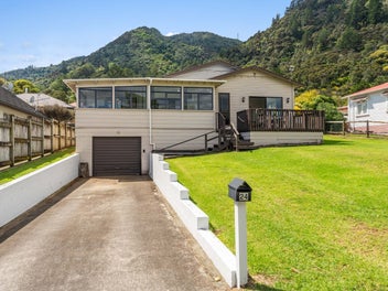 Dual-living = main home + self-contained Kiwi Home