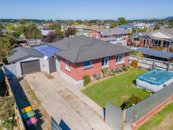Image 1 of 28