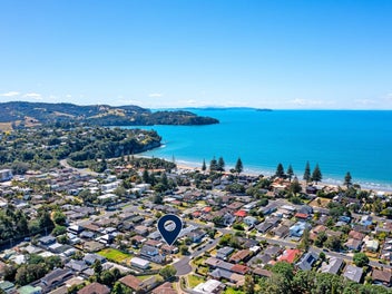 Huge potential – Prime beach location