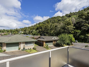 Beautiful and Secure Living in Woodhill