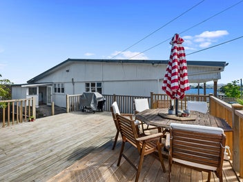 DEADLINE SALE 20/2/26 (USP)