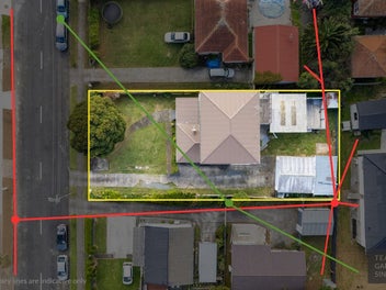 LARGE HOME, LARGE LAND, ENDLESS POSSIBILITIES!