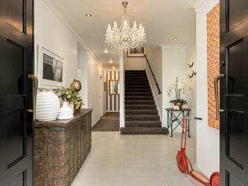 Luxury Living With Cinematic Flair!