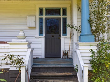Rangaroa Character Home