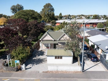 Renovate or Redevelop on the City Fringe