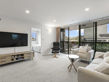 Smart Investment or Stylish First Home in Takapuna