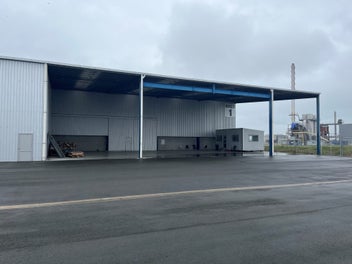 Image 1 of 4