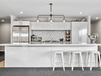 FITZHERBERT'S FINEST - EXPERIENCE THE QUALITY