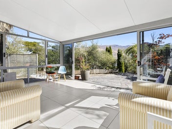 URGENT: Premium Home on Kings Drive - Vendor Movin