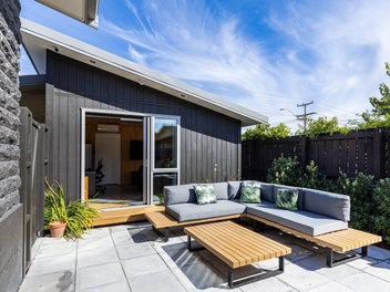 Redwood Street standout - space and style