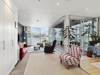 AMAZING! IL CASINO CORNER APARTMENT