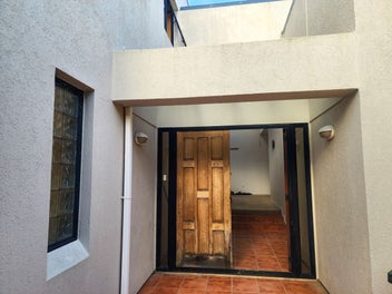 Prestigious Brickfield Road – Potential!