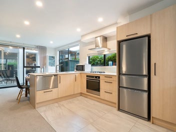 Modern Start in Prime Location - Selling NOW