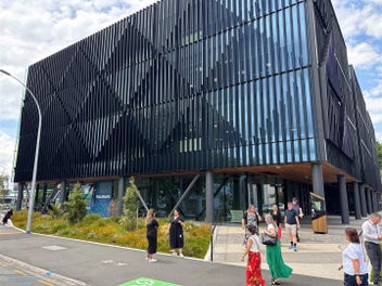 Image 1 of 6