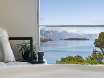 HQ Apartments’ Premier Top-Floor Studios