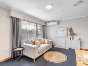 Great two-bedroom home on Gordon