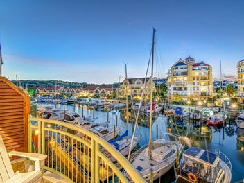 Waterfront Wake-Up, Urgent Sale in Gulf Harbour!