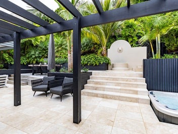 Breath-taking Contemporary Sophistication