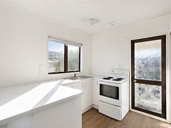 Act Fast! Edgewater 2-Bed Gem!