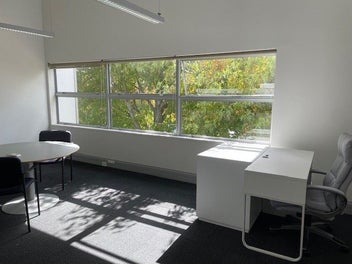 Image 1 of 6