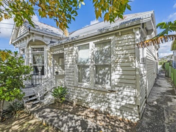 Coveted Location: Rare Gem Awaits Transformation!