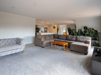 Peaceful rural retreat – modern home on 18.94ha