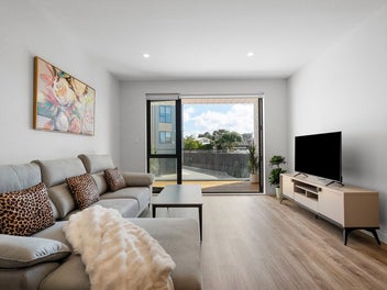 Smart Luxury Living - Income Potential