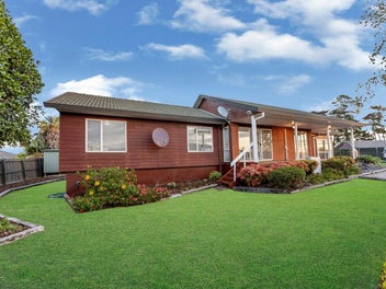 Modern Fletcher Home in the Heart of Burswood!