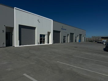 Image 1 of 6