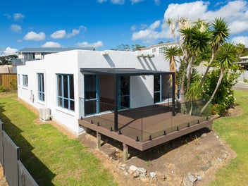 Tuscany feel in Mangonui