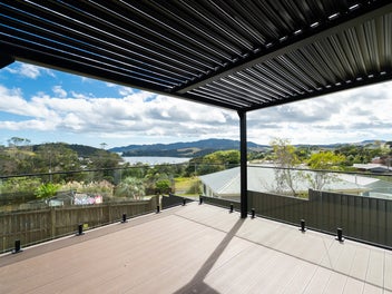 Tuscany feel in Mangonui