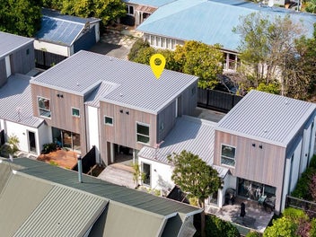 Stylish, Low-Maintenance Living in Prime St Albans