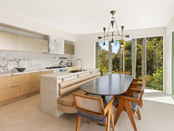 Luxurious coastal living