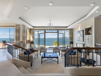 COASTAL LUXURY AT ITS FINEST - IGNORE CV