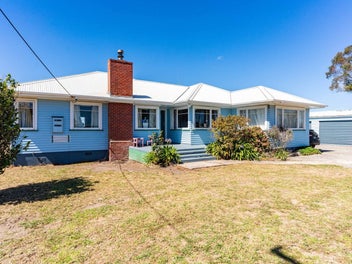 Great location - Serious seller