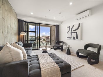 Tick Tock! Make an offer…