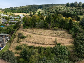 Elevated section with picturesque Dunedin views