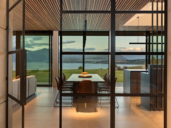 Lakefront Retreat with Beach Access