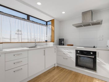 Smart Living Just Minutes from Town
