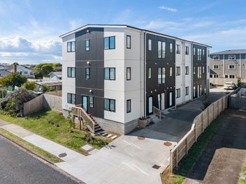 Enquiries over $500,000!