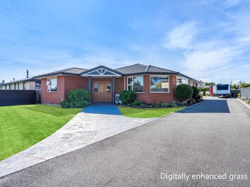 Impressive inside and out – A must-see home!