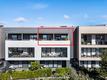 Top Level Apartment with Stunning Views