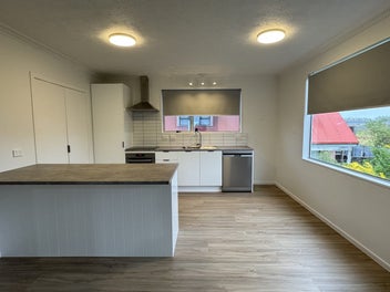 Image 1 of 21