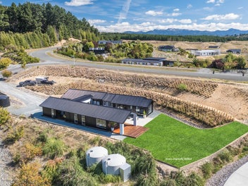 Modern Elegance Meets Rural Tranquility
