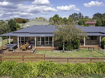 Timeless elegance in an idyllic setting