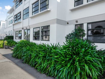5 Bedroom Apartment! Nows the time to Secure it!