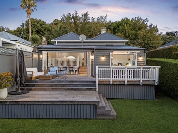 Elegant Devonport Villa
